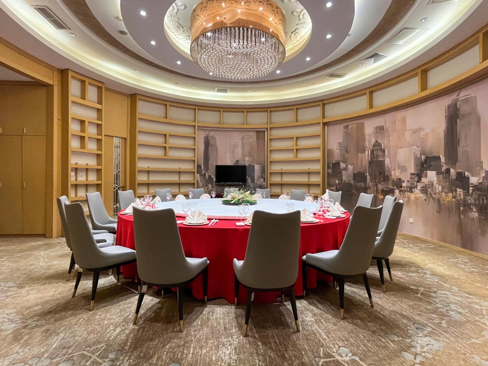 Holiday Inn Beijing Shijingshan Parkview By Ihg Zewnętrze zdjęcie